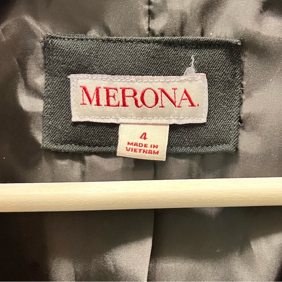 Women's Blazer - Picture 5 of 6